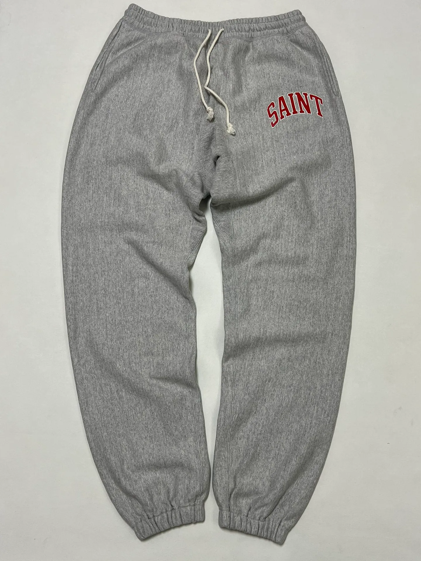 SAINT MICHAEL ARCH SAINT SET PANTS/BLACK The latest SAINT LOGO sweatpants, washed black/gray gray S-XL, custom woven and dyed, black surface and gray bottom fabric, same as the original version, original level straight cracking pulp, original cut and loose fit